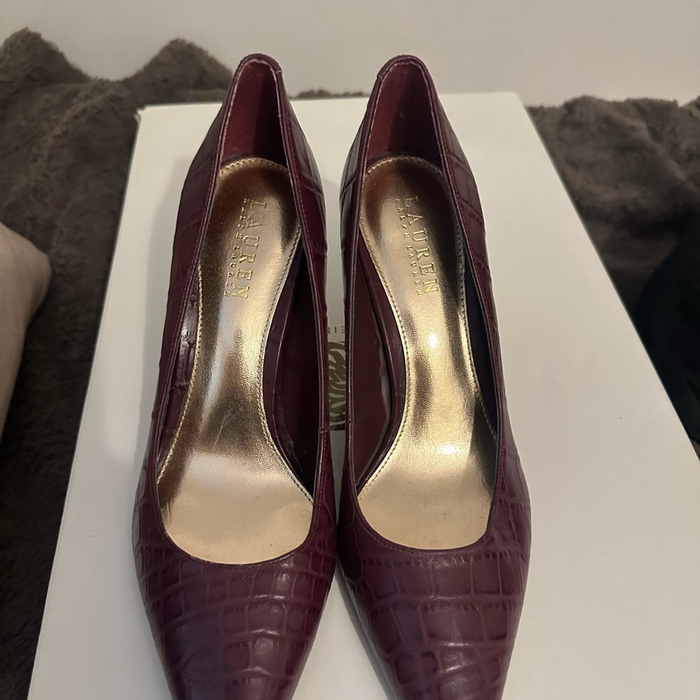 Lauren Ralph Lauren Maroon Croc-Pattern Heels